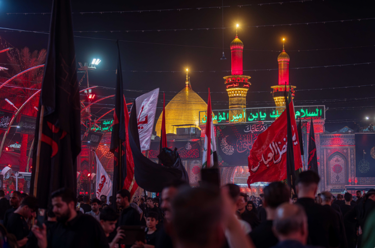 Karbala in Muharram: A Scene of Mourners and the Renewal of Allegiance