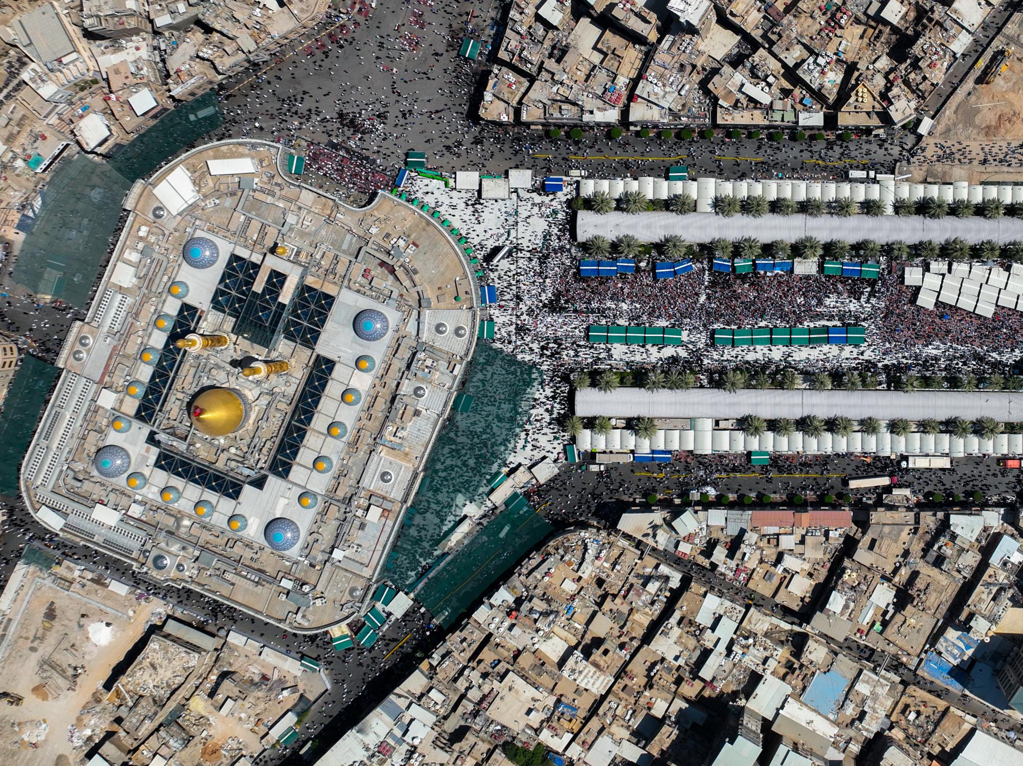حرم أبي الفضل العباس عليه السلام: عمارة خالدة وتاريخ يمتد عبر القرون